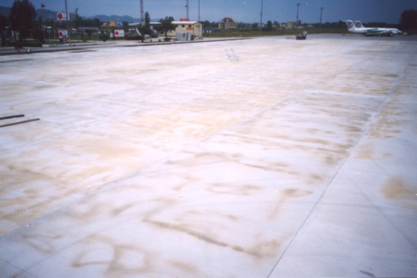 Paviment aeroportual, Aeroporti Nderkombetar “Nene Tereza”