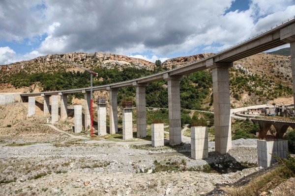 Autostrada ne rrugen Kukes – Morine Loti (2)